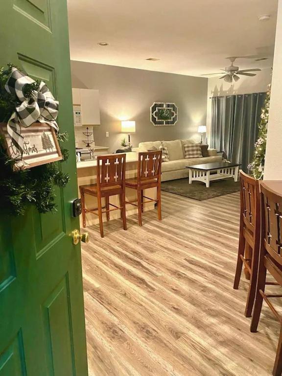 Sunago Suites Μπράνσον Εξωτερικό φωτογραφία